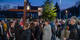 Miniatura Droga Krzyżowa ulicami Parafii Św. Franciszka z Asyżu